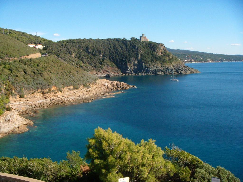 La Finestra Sul Mare B&B Livorno Ngoại thất bức ảnh